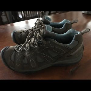Keen shoes